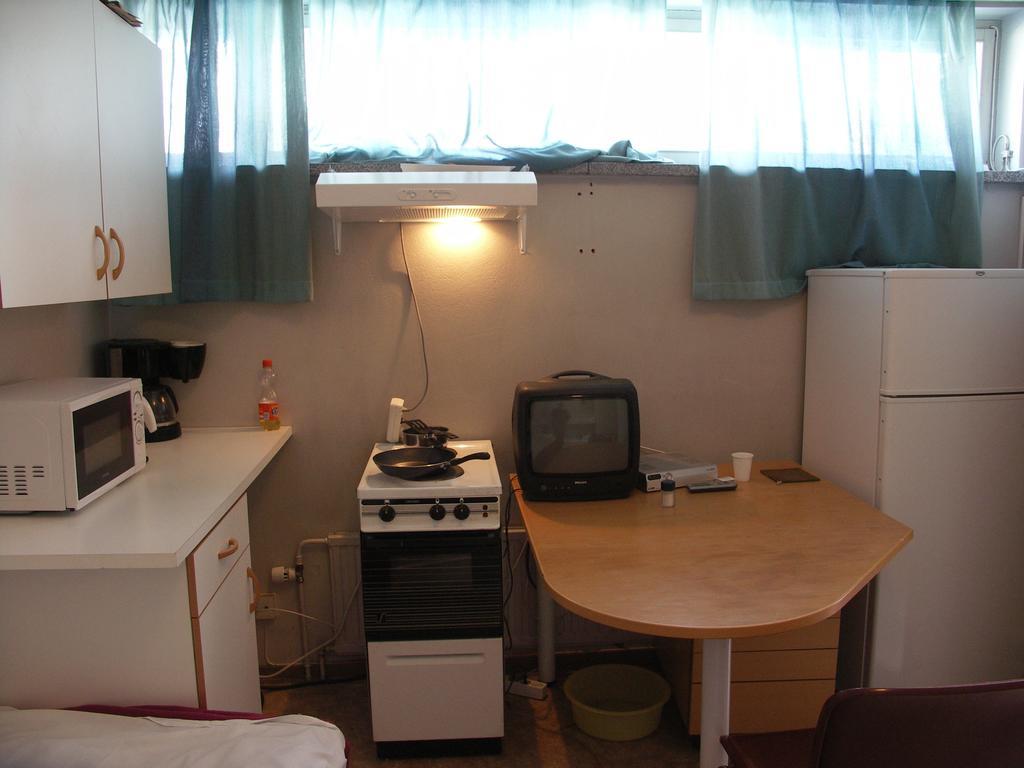 Asuntohotelli Hotel Petkele Hamina  Δωμάτιο φωτογραφία